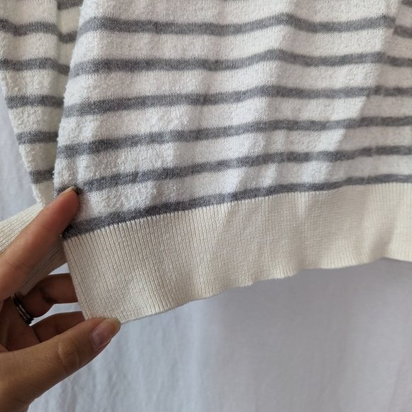Theory Striped Grey White Crewneck Sweater Size Large - Picture 6 of 12